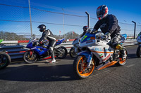 donington-no-limits-trackday;donington-park-photographs;donington-trackday-photographs;no-limits-trackdays;peter-wileman-photography;trackday-digital-images;trackday-photos
